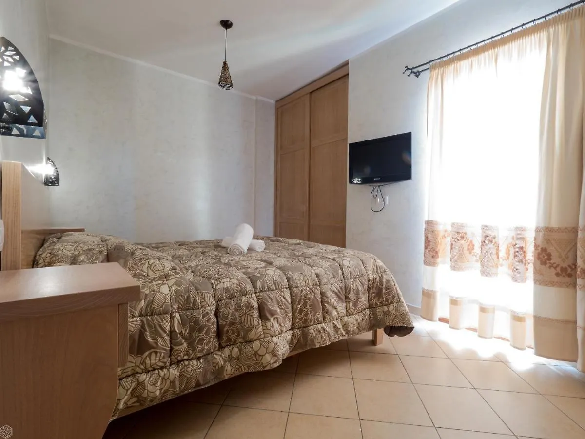 Jeremy House 53 - Klodge Olbia Itália