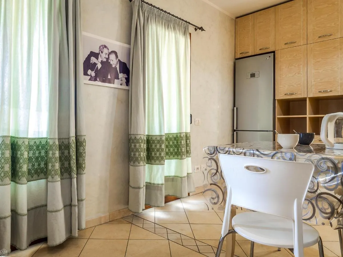 Jeremy House 53 - Klodge Olbia Apartamento